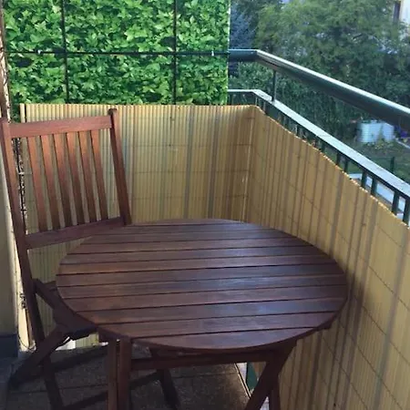 Apt Trendy District Neustadt/balcony Incl. Parking Apartment *