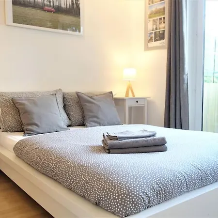 Apt Trendy District Neustadt/balcony Incl. Parking دريسدن
